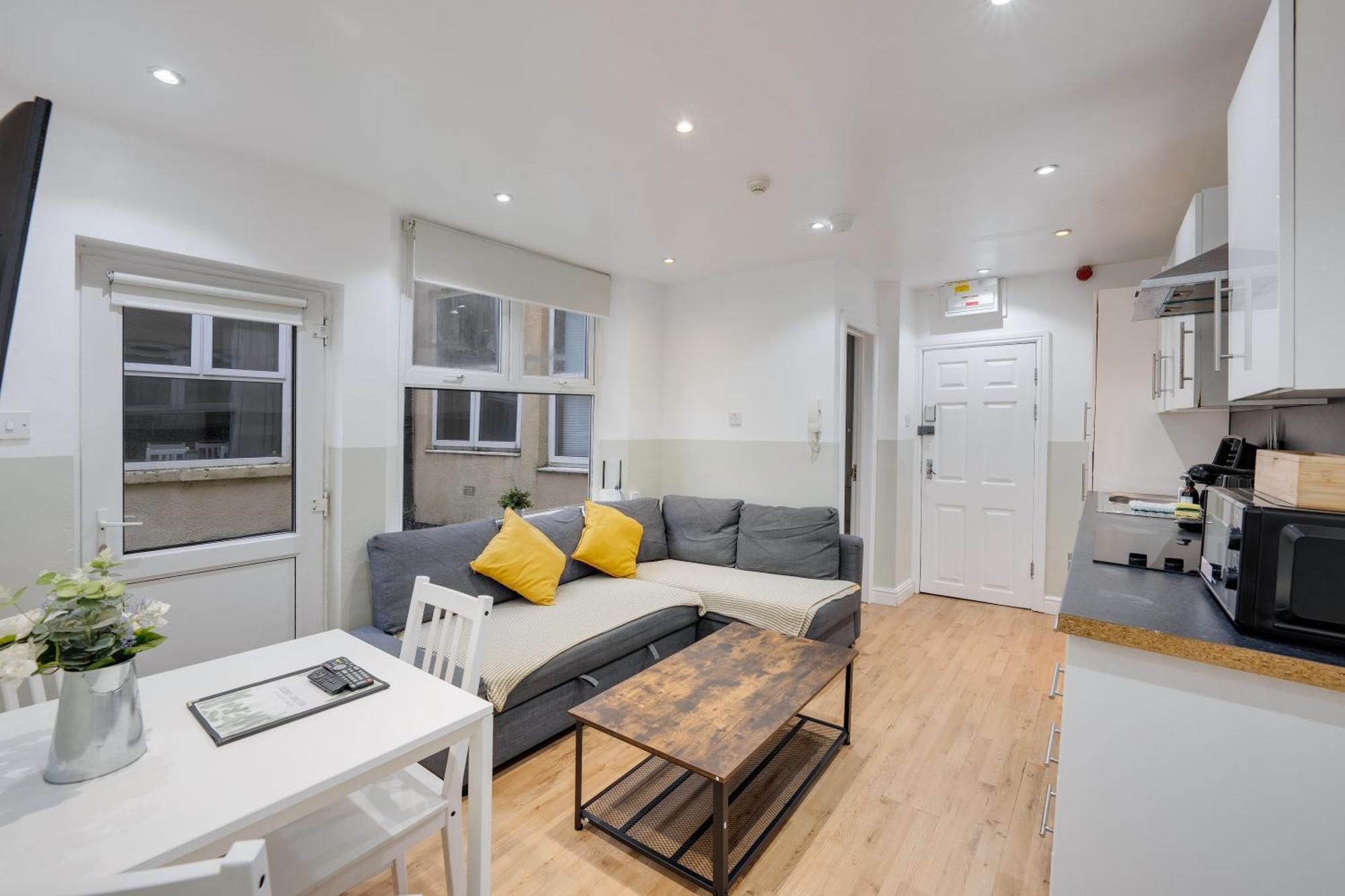 קארדיף 2 Bedroom Apartment For Up To 6 Nr Centre מראה חיצוני תמונה